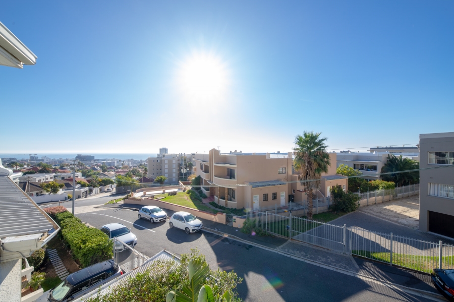 To Let 2 Bedroom Property for Rent in Sea Point Western Cape